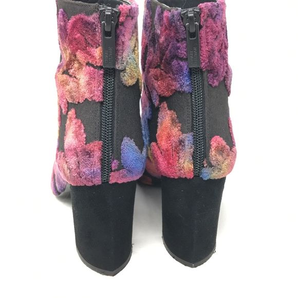 Stuart Weitzman Bacari Botanic Velvet Boots - Picture 5 of 9